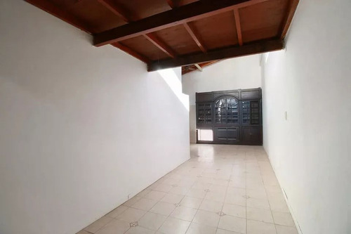 Oportunidad Venta De Casa En Zona Loma Hermosa
