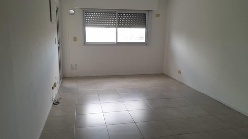 Alquiler Depto 2 Ambientes Con Cochera Y Pileta