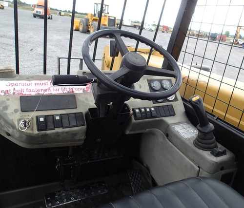 2002 Telescopico Cat Th82 8000 Lbs