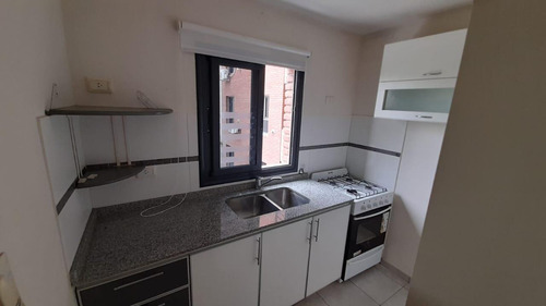 Departamento Con Cochera En Alquiler | 1 Dormitorio | Balcon