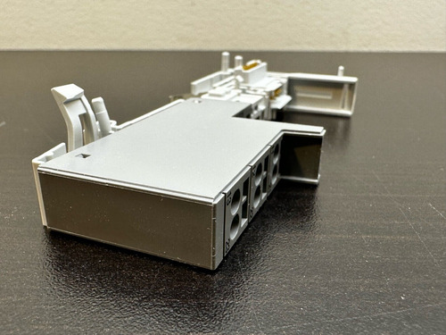 New Turck Bl20-p3t-sbb Base Module Bl20 Bby