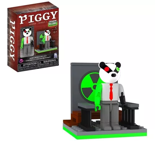 PIGGY Roblox Series 1 PIGGY Buildable Set with Exclusive DLC Code New