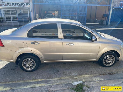 Chevrolet Aveo Lt - Automático