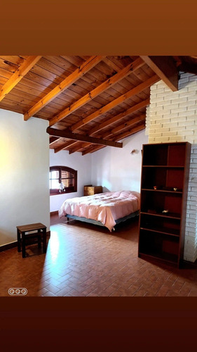 Hermosa Casa En Barrio San Rafael