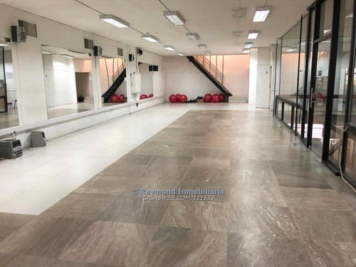18 De Julio Y Río Negro - 393m2 - Centro