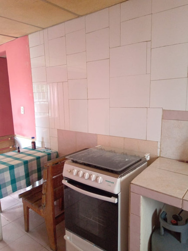Imagen 6 de 9 de En Alquiler Habitaciones A Pocos Metros De La Av Las Delicias, En La Cooperativa