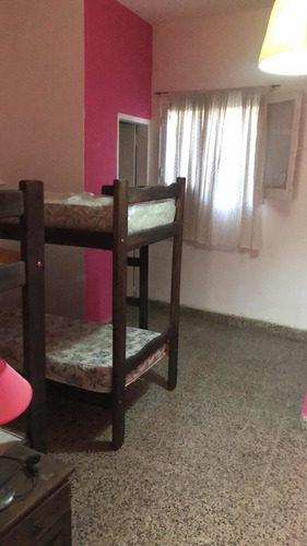 Imagen 9 de 14 de Casa En La Falda Ideal Hostel Se Vende O Permuta