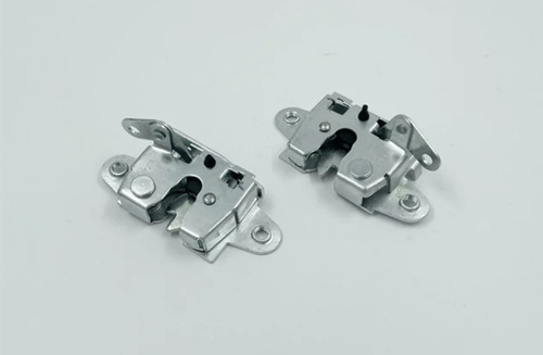 Imagen 1 de 3 de Cerradura Portón Tolva Toyota Hilux Revo 2016 - 2020