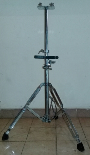 Imagen 4 de 4 de Congas Lp Modelo Aspire Con Estuche Y Paral