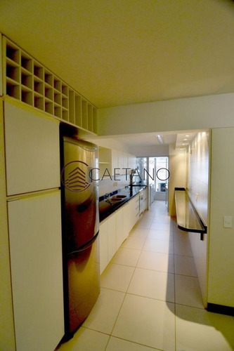 Apartamento En Mansa 3 Dormitorios Con Terraza-ref:1562