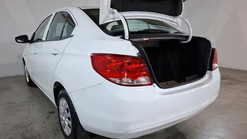 Chevrolet Aveo 1.5 LS A