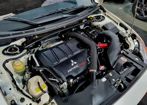 Mitsubishi Lancer 2.0T Ralliart