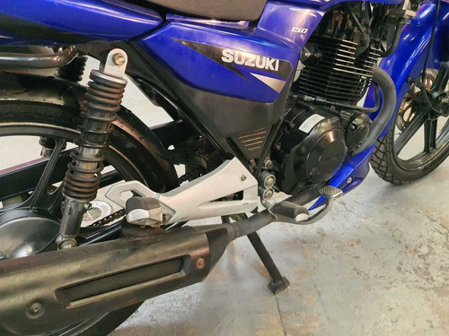 Motocicleta Suzuki Gsx 150 2013