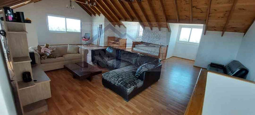 Hermosa Y Acogedora Casa Amoblada 7d 5b En Algarrobo