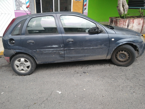 Imagen 2 de 11 de Chevrolet Corsa Comfort Motor 1.4 Lt