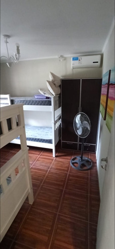 Imagen 14 de 28 de Amplia Y Moderna Casa De Fin De Semana En Paraná.