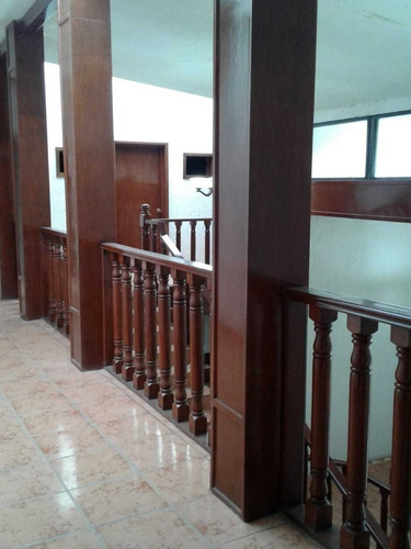 Imagen 3 de 14 de Residencia En Venta En Lado Sur De La Ciudad Por Punto Sur