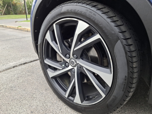 Volvo XC40 T5 R-design