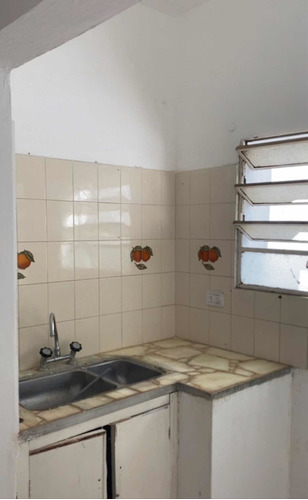 Oportunidad Inversión - Hermosa Casa 2 Dorm., Living, Cocina, Lavadero, 2 Baños, De 100 M2 Mas Patio, Super Luminosa, En Venado Tuerto