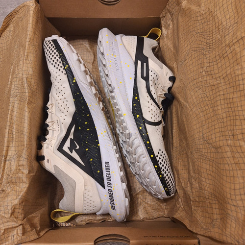 Zapatillas Nike Pegasus Trail 4 Pie 25cm Talle H 6.5 / M 8 (Usado)
