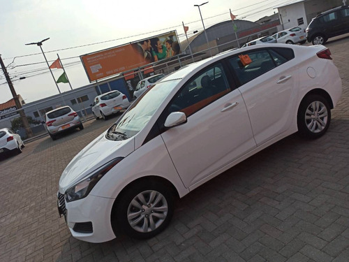 Imagem 10 de 10 de Hyundai Hb20s 1.6 Comfort Plus 16v Flex 4p Automático