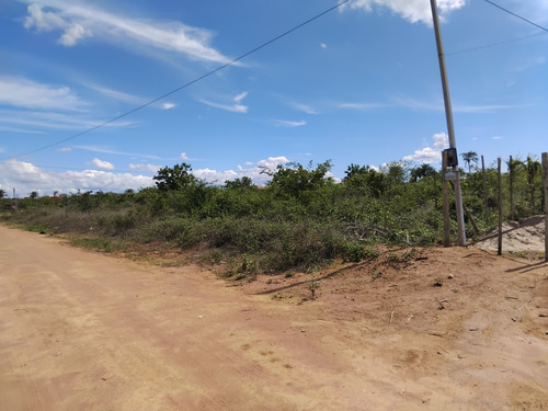 Vende-se Dois Terrenos De 1mil Metros Quadrados 20x50.