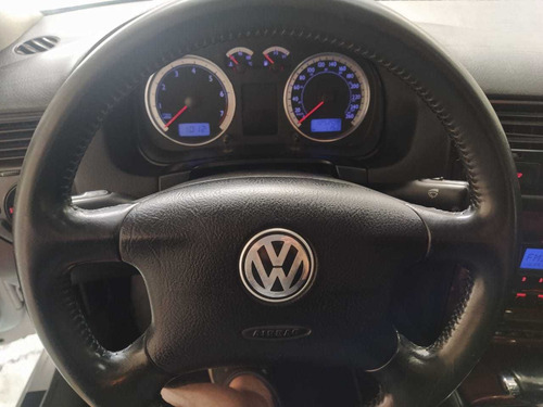 Volkswagen Bora 1.8 T Highline Tiptr Cu 2005