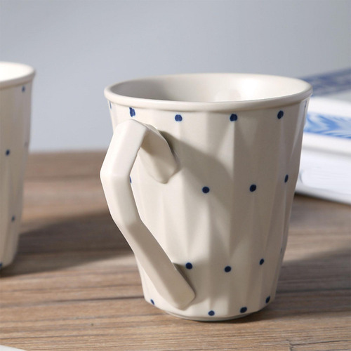 Taza De Café Linda Inauguración De La Casa Con Asa Figura