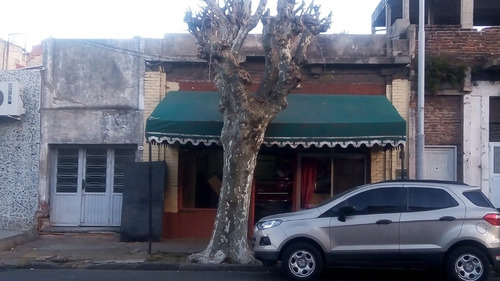 Imagen 1 de 14 de Dock Sud, Amplia Casa Con Local Y Cochera, Oportunidad