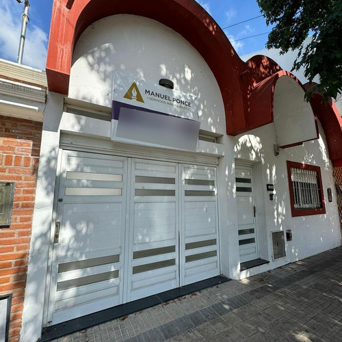 Casa De 2 Dormitorios En Venta / Calle 63 E/ 28 Y 29