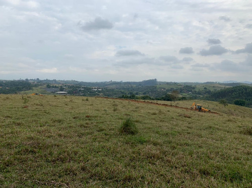 Imagem 13 de 14 de 16- Terrenos Na Cidade De Jacareí,com Excelente Acesso