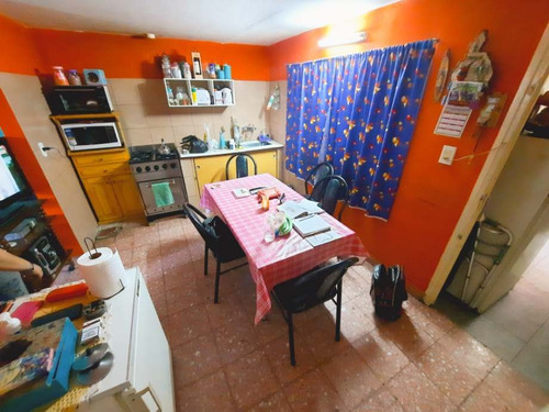 Imagen 7 de 14 de Casa 5 Ambientes Con 2 Baños, Patio Y Terraza En Lanús Oeste