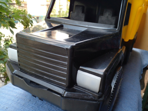 Camion Scania 113 De Plastico Duro 70 Cm Largo