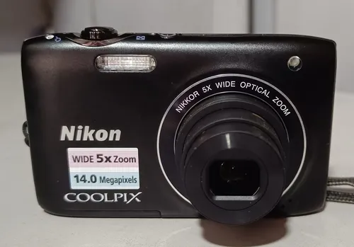 Câmera Digital Nikon Coolpix S3100 Bom Estado Tela Apagada