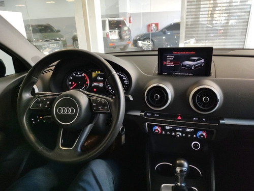 Imagen 6 de 25 de Audi A3 2018 Sedan Sportback A1 Q2 A4 Usado 0km 1.4 2.0 A318