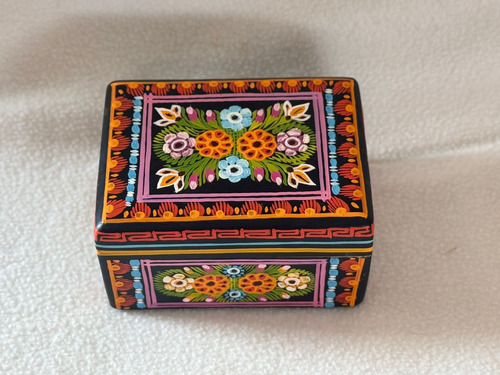 Artesanía De Olinalá -cigarrera-. 002