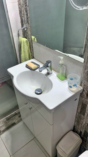 Venta Apto. En Centro, 3 Dorm, Piso Alto, Calefacción Ctrl. Agua Caliente Central, Vig 24hs.