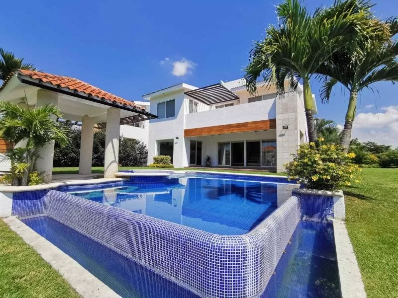 Casa Sola En Venta Paraíso Country Club