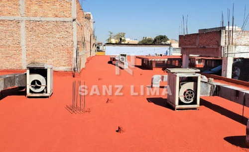 Centro: Excelente Local Comercial, En Primer Cuadro De La Ciudad. En Celaya,gto