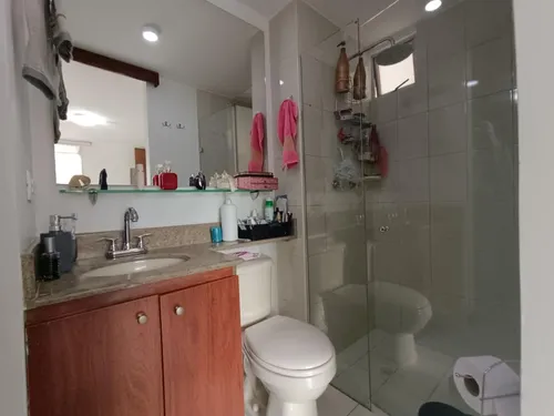 Apartamento En Venta En Los Colores. Cod V12009