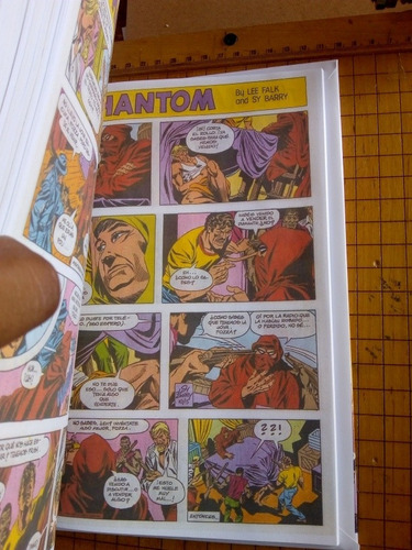 Imagen 4 de 5 de Cómic El Fantasma Que Camina Español Pasta Dura Tomo 1
