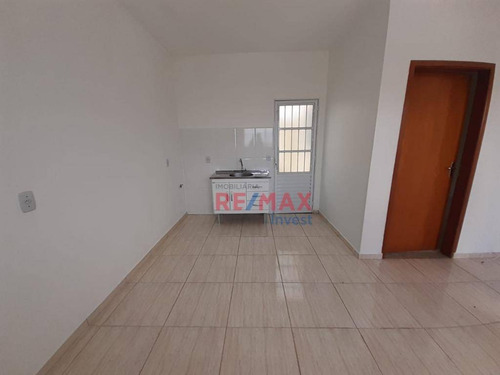 Imagem 8 de 10 de Casa Com 1 Dormitório Para Alugar, 40 M² Por R$ 700,00/mês - Vila Santa Luzia - Botucatu/sp - Ca1069