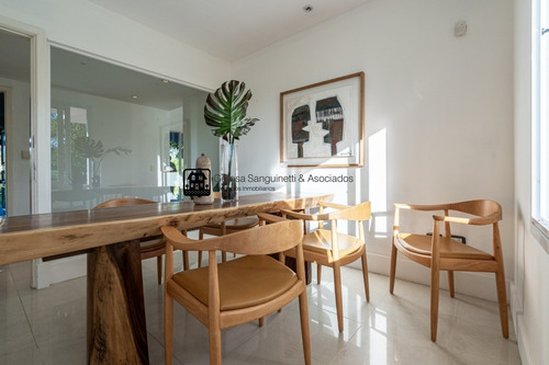 Casa Sobre El Green Del Hoyo 7 Del Cantegril Country Club- Ref: 1736