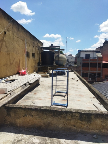 Imagen 22 de 22 de Se Vende Local Comercial En Catia Perez Bonalde Con Apartame