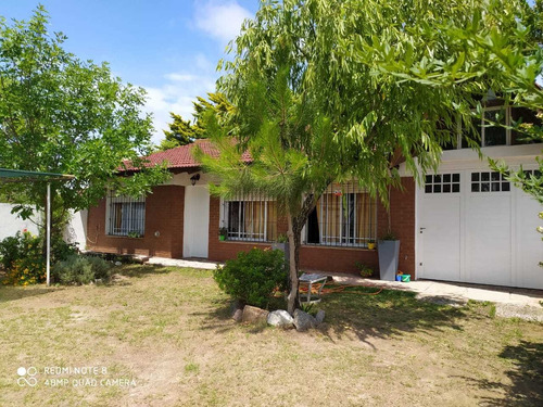 Vendo Casa Con Amplio Garaje Gas Natural A 3 Cuadras Del Mar