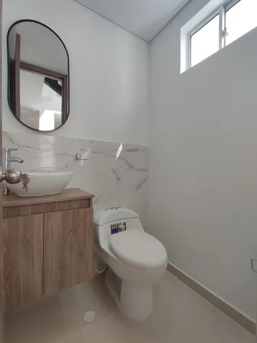 Casa En Arriendo En Prados Del Este. Cod A30837