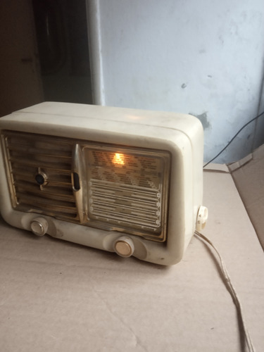 Antigua Radio Geloso Original De Colección Italy (Usado)