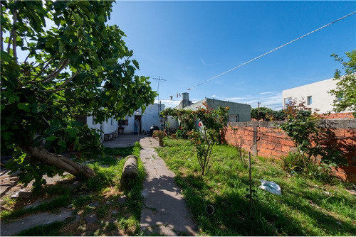 Imagen 20 de 24 de Casa 2 Dormitorios En Venta La Plata Amplio Parque