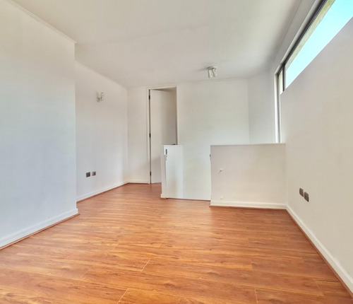 En Venta Práctica, Cómoda Y Linda Casa En Chamisero