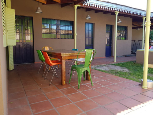 Vendo Casa En Monte Grande Apta Crédito Hipotecario En Excelente Ubicación. Dueño Directo Sin Inmobiliaria